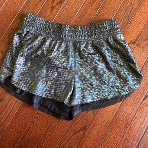 Holographic Shorts